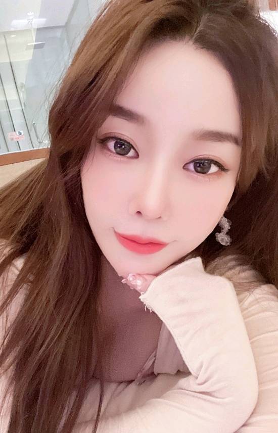 移动炮场马路女神